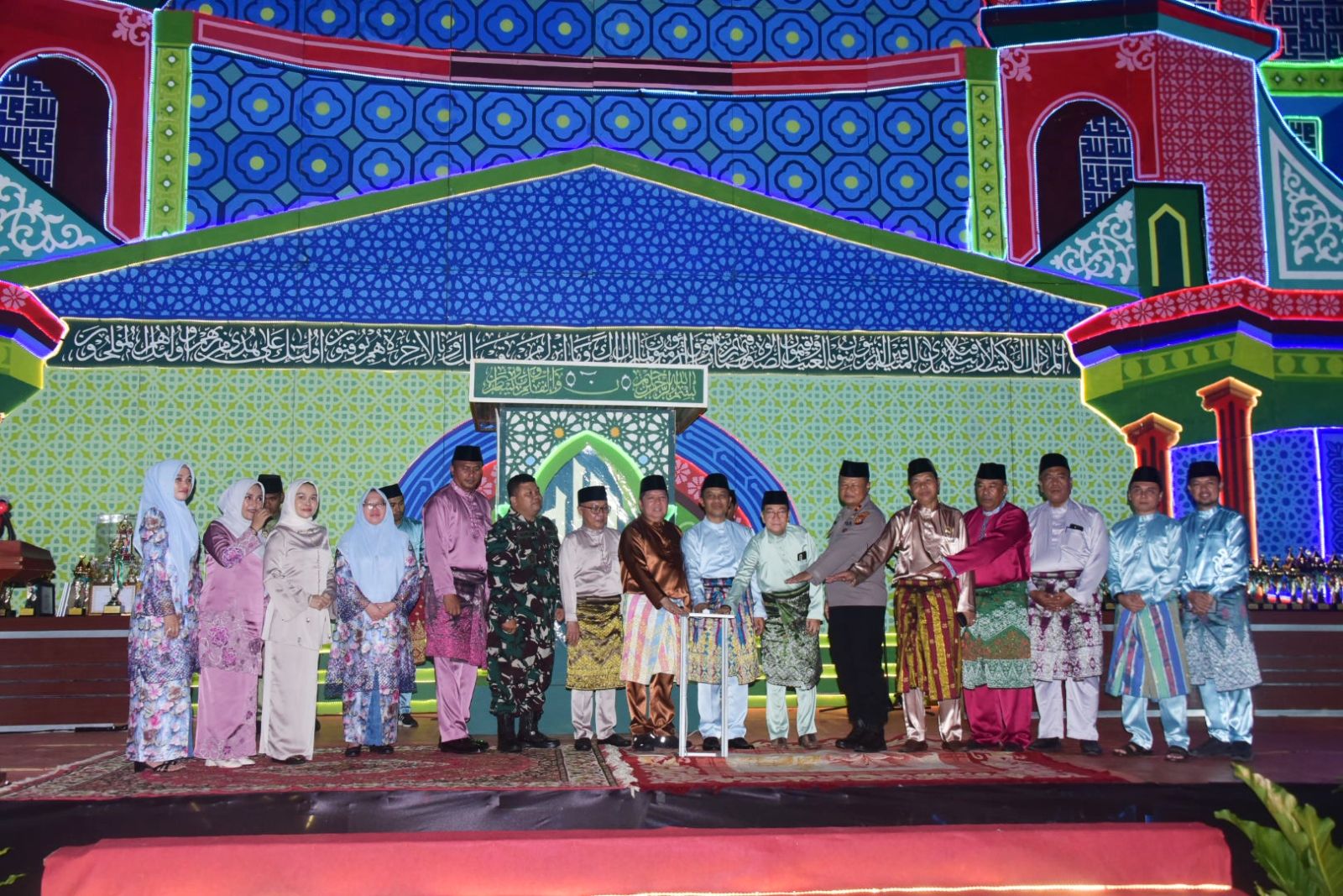 MTQ ke-50 tingkat Kab. Bengkalis Resmi Ditutup Bupati Bengkalis, Kec. Bengkalis Dinobatkan Juara Umum